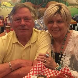 Meet your Posher, Suzanne